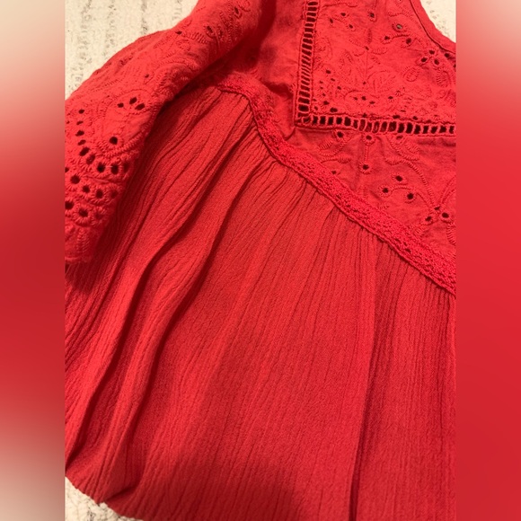 Knox Rose red blouse - size medium - Picture 2 of 6